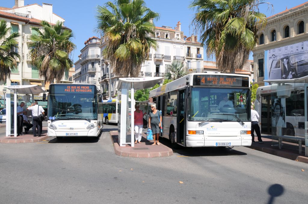 Palm Bus 030 Bus de Cannes Le